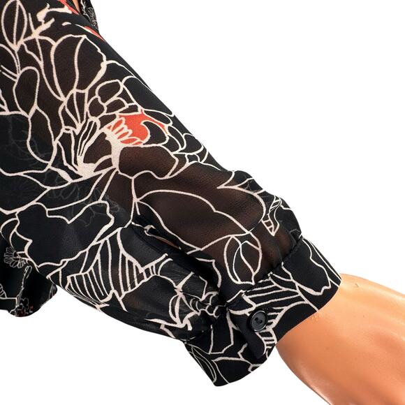 ASTR Black Floral Romper Size Medium Chiffon Boho Dark Romantic Festival Casual - Picture 8 of 16